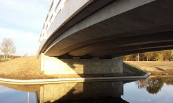 Betonnen Brug